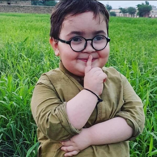 10 People Who Got Instant Fame & Became Internet Sensations Overnight In 2019 - RVCJ Media