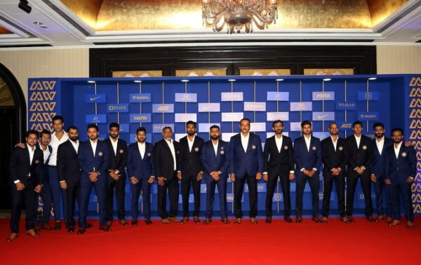 BCCI Shared A Photo Of Team India Without Skipper Virat Kohli, Fans Asked “Where’s The Captain?” RVCJ Media