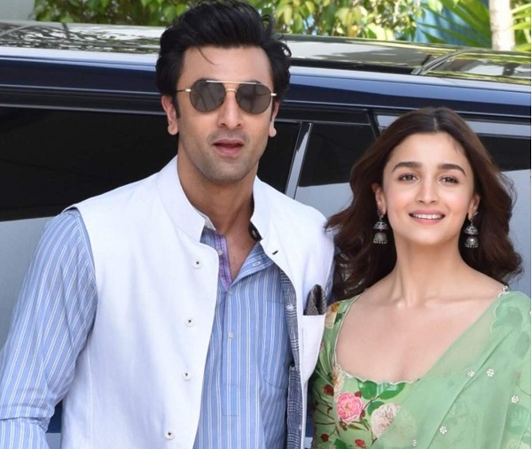 Ranbir Kapoor Announcing His Marriage With Alia Bhatt Floods Twitter With Hilarious Memes RVCJ Media