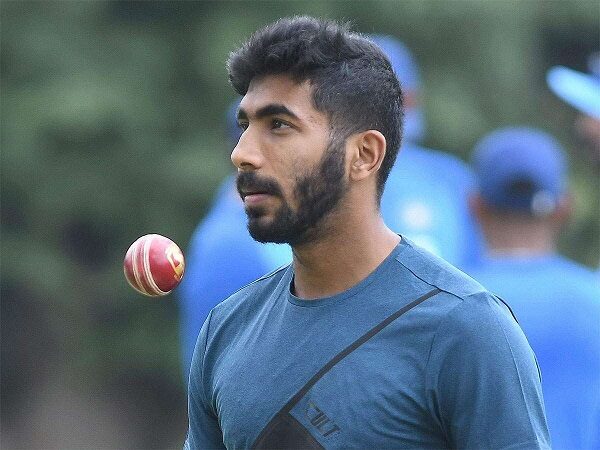 Yuvraj Tried To Troll Jasprit Bumrah For His Batting Record, Got A Perfect Reply From Him - RVCJ Media