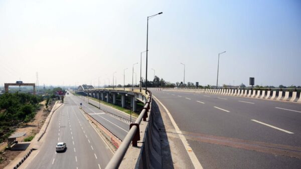 Air Quality Of Delhi Is Improving Significantly Among Corona Lockdown, Twitter Rejoices - RVCJ Media