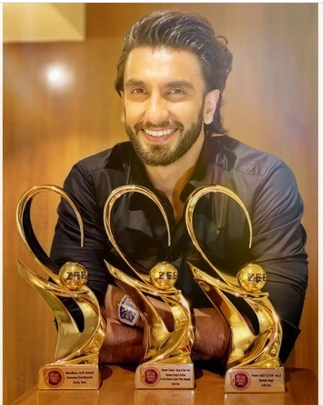 Deepika’s Comment On Husband Ranveer’s Latest Instagram Post Is All Things Love - RVCJ Media