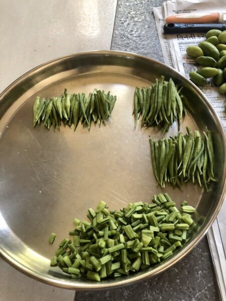 Jaydev Compares Cutting Beans With Pujara’s Ranji Final Innings, Gets A Hilarious Reply From Him - RVCJ Media