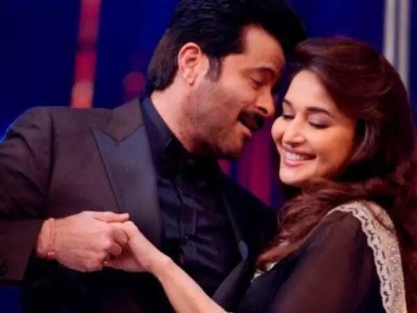 Do You Know Madhuri Dixit & Amitabh Bachchan Never Worked In Any Movie For This Reason - RVCJ Media