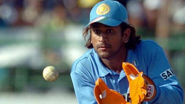 Ashish Nehra Breaks Silence On Abusing MS Dhoni For Dropping A Catch In 2005 Ind-Pak Match - RVCJ Media