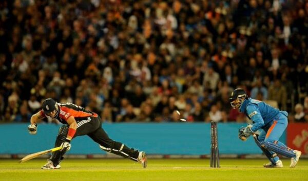 Kevin Pietersen Tries To Troll Dhoni, Gets The Most Kickass Response From Chennai Super Kings - RVCJ Media