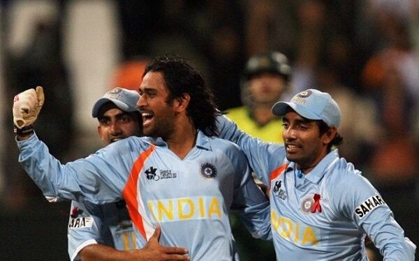 Former Team India Manager Lalchand Rajput Discloses How Dhoni Encouraged Players In T20 WC 2007 - RVCJ Media