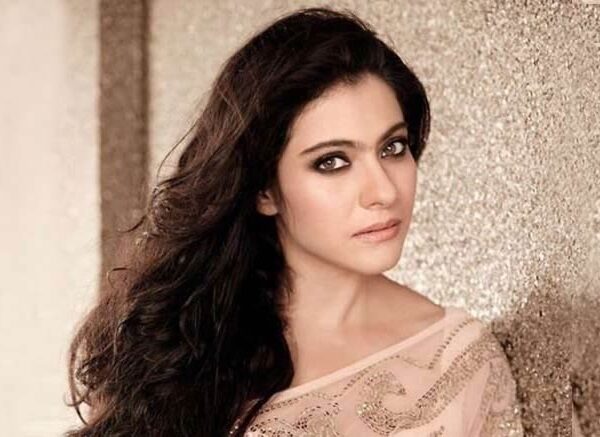 “Maybe SRK’s Hard Work Doesn’t Show & Ajay’s Does”, Kajol On Difference Between The Two RVCJ Media