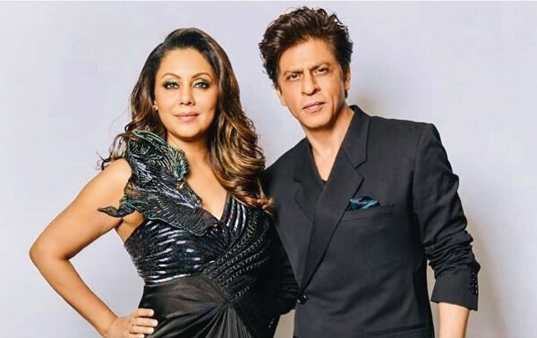 Shah Rukh’s Wife Gauri Trolled For Her Artwork, Twitter Compared It With Majnu Bhai’s Paintings - RVCJ Media