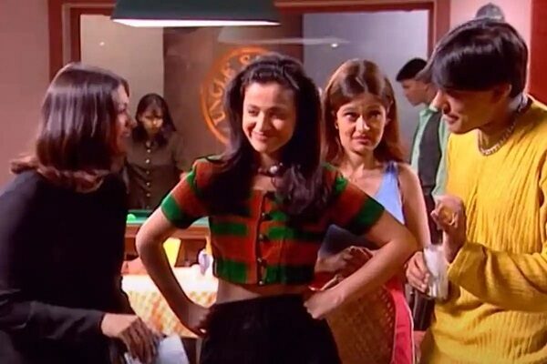 Someone Shares Clip From Desi Version Of TV Show FRIENDS, Twitter Calls It Worse Than Coronavirus RVCJ Media