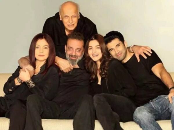 Alia Bhatt Shares “Sadak 2” Poster, Twitter Heavily Trolls Her & Plans To Boycott The Movie - RVCJ Media