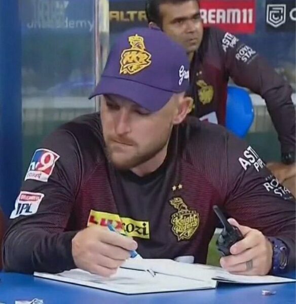 Brendon McCullum Making Notes While KKR Lost Against RCB Sparks Hilarious Meme Fest On Twitter RVCJ Media