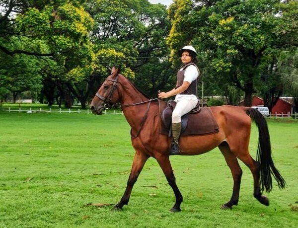 Woman Posts Pics On How Her IFS Training Empowers Women With Trekking, Paragliding & Lots More - RVCJ Media