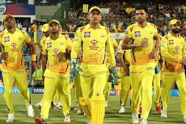 Virender Sehwag Trolls Rohit Sharma For His Fitness & Calls Him Vada Pav, See The Video - RVCJ Media