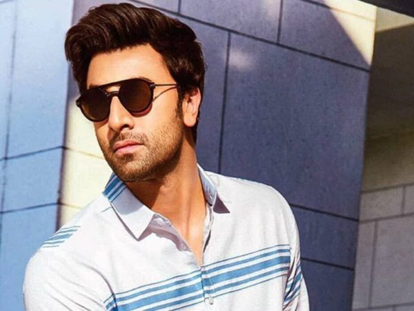 Ranbir Kapoor Showered With Love & Praises For Acknowledging His Privilege In An Interview RVCJ Media