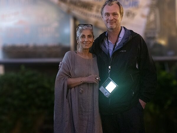 Proud Son-In-Law Akshay Kumar Posts Christopher Nolan’s Handwritten Letter To Dimple Kapadia - RVCJ Media
