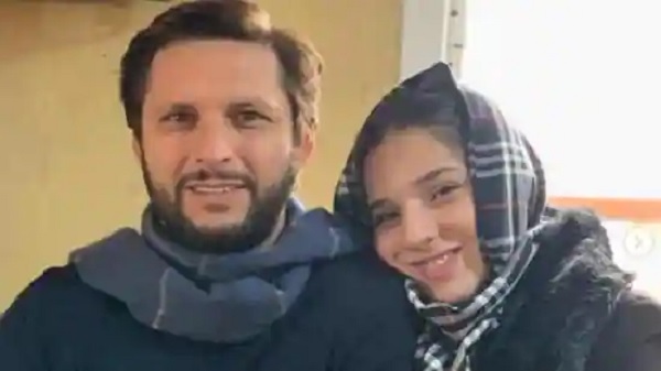 Fan Adds Funny Dulhe Raja Twist To Viral Video Of Shaheen Taking FIL Shahid Afridi's Wicket In PSL - RVCJ Media Fan Adds Funny Dulhe Raja Twist To Viral Video Of Shaheen Taking FIL Shahid Afridi's Wicket In PSL - RVCJ Media