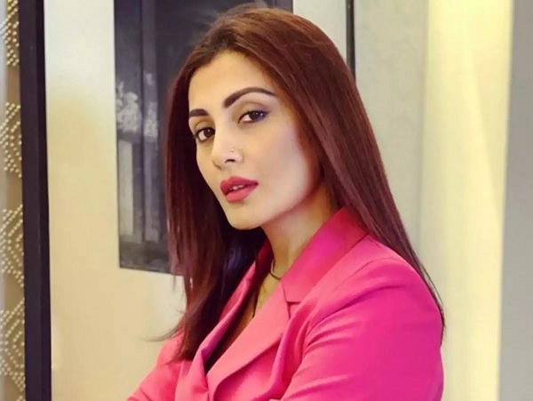 “I Did Dhoom, Phir Hera Pheri, Hungama, Golmaal & I Had Role Of Furniture In All,” Says Rimi Sen - RVCJ Media
