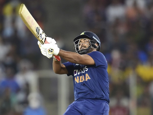 Cheteshwar Pujara Showers Praises On Rishabh Pant, Talks About Playing Reverse Scoop Like Him - RVCJ Media