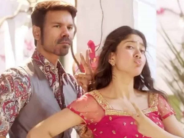 David Warner Is Back With His Masaledar Video On Demand As He Transforms Into Actor Dhanush - RVCJ Media