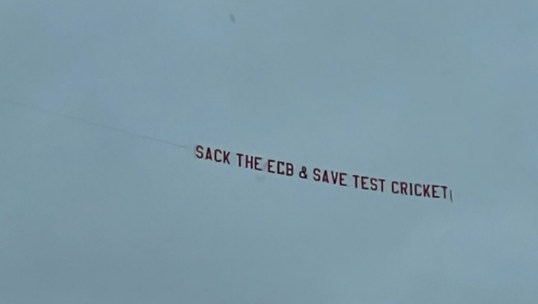 Angry Fan Slams ECB By Flying Airplane With Banner “Sack ECB & Save Test Cricket” Over Headingley RVCJ Media