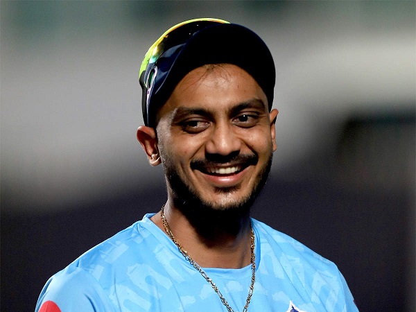 Rishabh Pant Shares His Pics & Calls Himself ‘Shareef Ladka’, Axar Patel Has An Epic Response - RVCJ Media