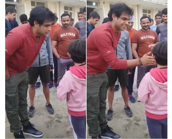 Little Girl Tells Neeraj Chopra “Mere Favorite Aap Hi Ho”, His Reaction Wins Hearts On Twitter RVCJ Media