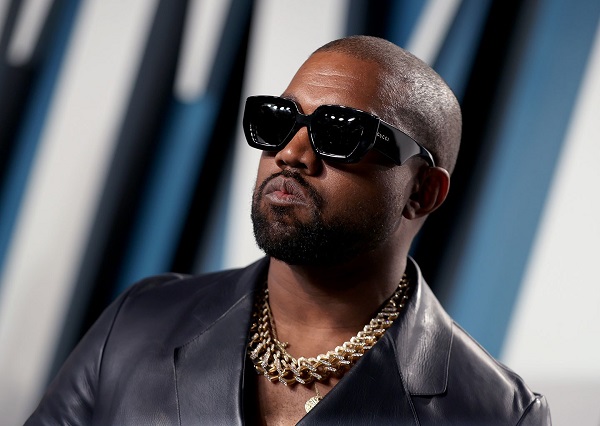 Desi Twitter Had A Field Day As Rapper Kanye West Officially Changed His Name To ‘Ye’ - RVCJ Media