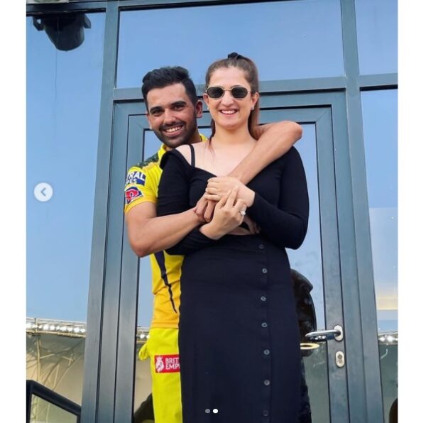 Malti Chahar’s Cheeky Tweet To Brother Deepak On His Honeymoon Goes Viral - RVCJ Media