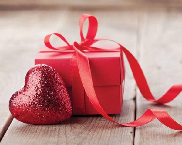 3 Men Robbed A House In Delhi To Buy Expensive Gift For Girlfriend, End Up In Jail 2 3 Men Robbed A House In Delhi To Buy Expensive Gift For Girlfriend, End Up In Jail - RVCJ Media