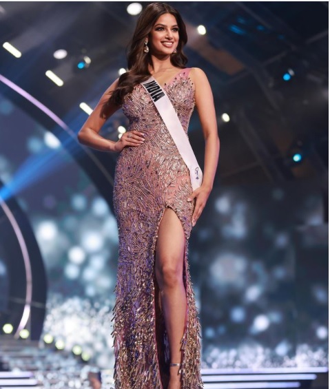 Twitter Schools Man Who Compares Harnaaz Sandhu’s Achievement With Neeraj Chopra’s Gold - RVCJ Media