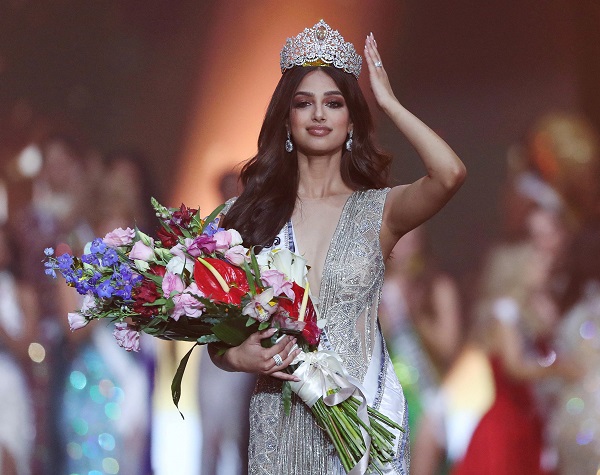 Lara Dutta Reveals Why Harnaaz Sandhu Was Asked To ‘Meow’ Like Cat During Miss Universe 2021 - RVCJ Media
