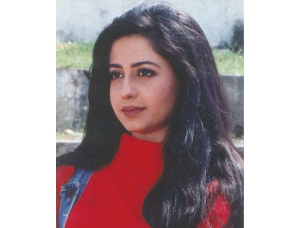 Remember Sirf Tum’s Aarti Aka Priya Gill? This Is How She Looks Like Now - RVCJ Media