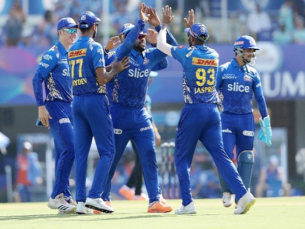 “MSD For World Cup,” Fans Want Dhoni To Play Next T20WC After His Great Finish Against MI - RVCJ Media
