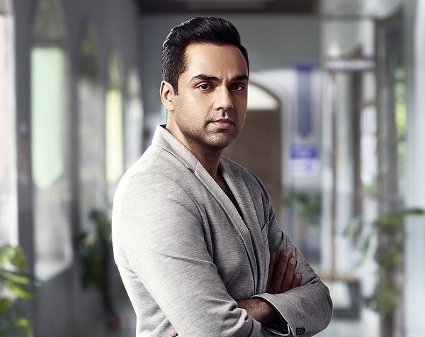 Remember Anurag Kashyap Called Abhay Deol ‘Painfully Difficult’? Actor Has A Fiery Reaction - RVCJ Media