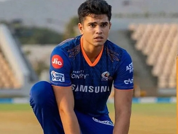 “What Mistake Has He Committed?,” Fans Are Upset With MI For Not Playing Arjun Tendulkar - RVCJ Media
