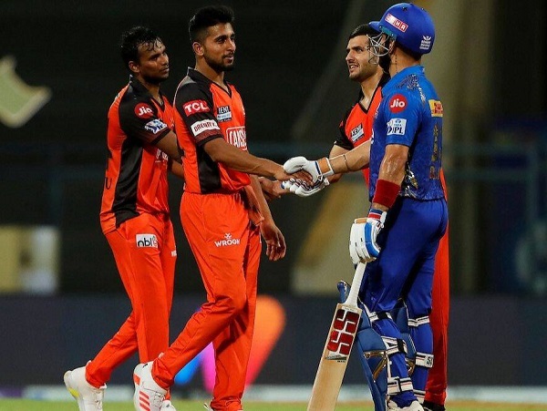 “Steyn Will Stand Behind Me For 3 Hrs & Guide Me,” Umran Malik Owes His Success To Dale Steyn - RVCJ Media