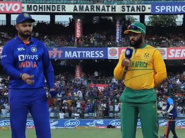 Fans Storm Twitter With Rishabh Pant’s Memes Over Toss Loss, Call Him Unluckier Than Virat Kohli - RVCJ Media