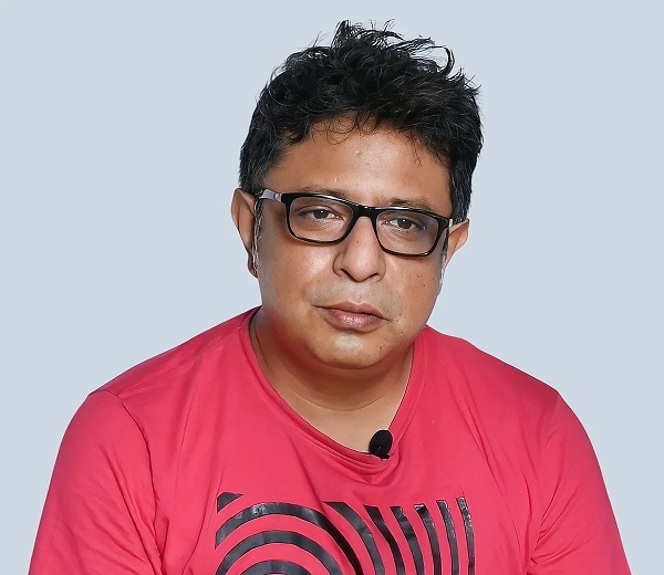 Twitter Slams Bengali Singer Rupankar Bagchi For Disrespectful Comment On KK Before His De*th - RVCJ Media