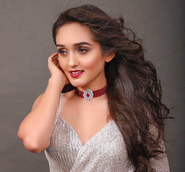 These TV Actors & Actresses Refused To Wear Bold Outfits Or Do Intimate Scenes On Screen - RVCJ Media