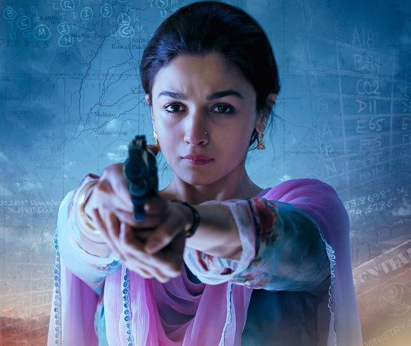 6 Low Budget Bollywood Movies That Were Blockbusters & Entered 100 Crores Club - RVCJ Media
