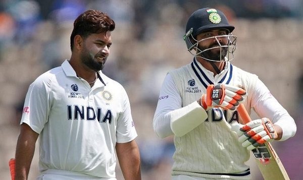 Thrilled Rahul Dravid Had An Animated Celebration To Rishabh Pant’s Century, See The Video - RVCJ Media