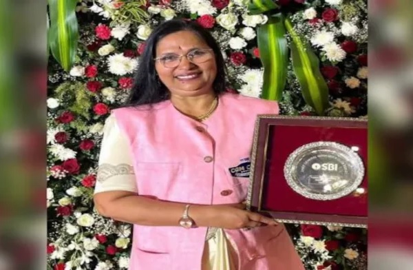 From Sweeper To SBI Asst. General Manager, Pratiksha Tondwalkar Has Proved Nothing Is Impossible RVCJ Media