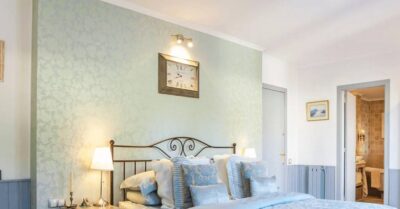 Trending Bedroom Color Combinations To Opt For This Monsoon Season RVCJ Media