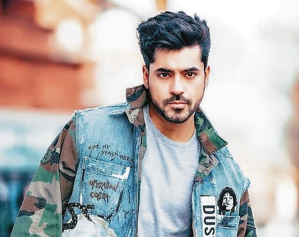 Anupamaa’s Rupali Ganguly To BB’s Karan Kundra, These 9 Actors Are Successful Entrepreneurs Too - RVCJ Media