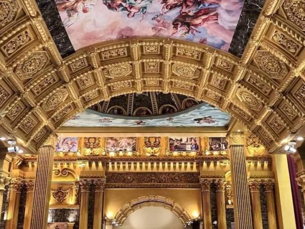 This Vatican City Themed Durga Puja Pandal In Kolkata Is Absolutely Stunning, See Pics - RVCJ Media