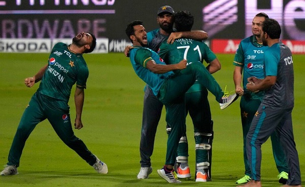 Shoaib Akhtar Targets Former Afghan Cricket Chief For Afghani Fans’ Ruckus, Latter Hits Back - RVCJ Media