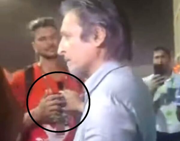 “Aap India Se Honge,” Angry Ramiz Raja Snatches Journo’s Phone After Sri Lanka Beats Pakistan - RVCJ Media