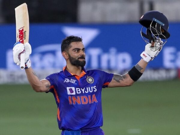 Virat & Anushka Have Surprised Reactions To AB De Villiers’ Post Over Kohli’s 71st Century - RVCJ Media
