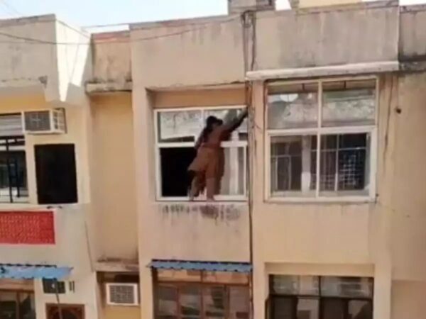 “Pran Jaye Par Safai Na Reh Jaye,” Ghaziabad Woman’s Video Sparks Funny ‘Diwali Ki Safai’ Tweets - RVCJ Media